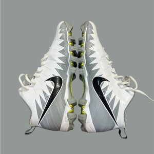 Nike Alpha Menace Shark Mens Size 13 White /Silver Football Cleats 878122-104